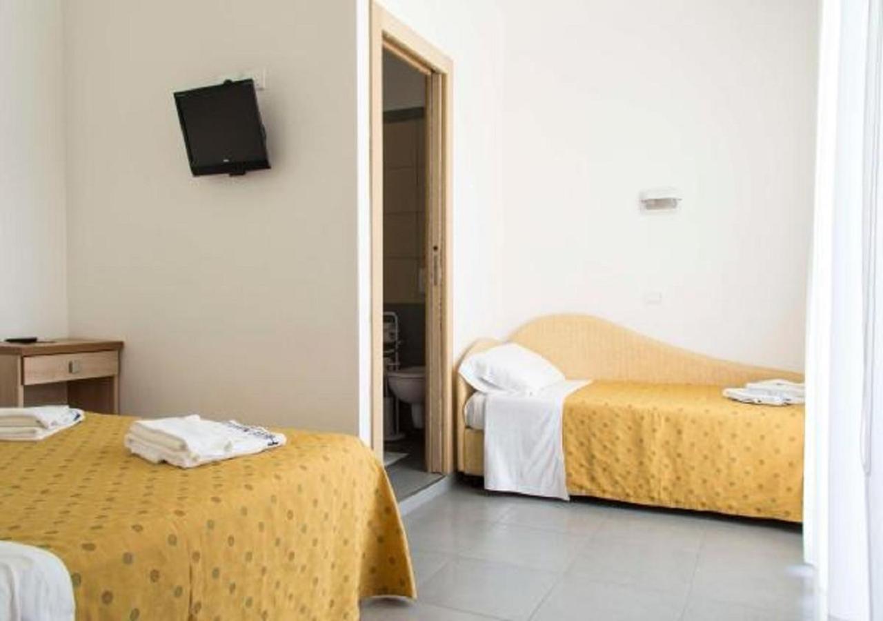 Hotel Nautilus Cattolica Værelse billede