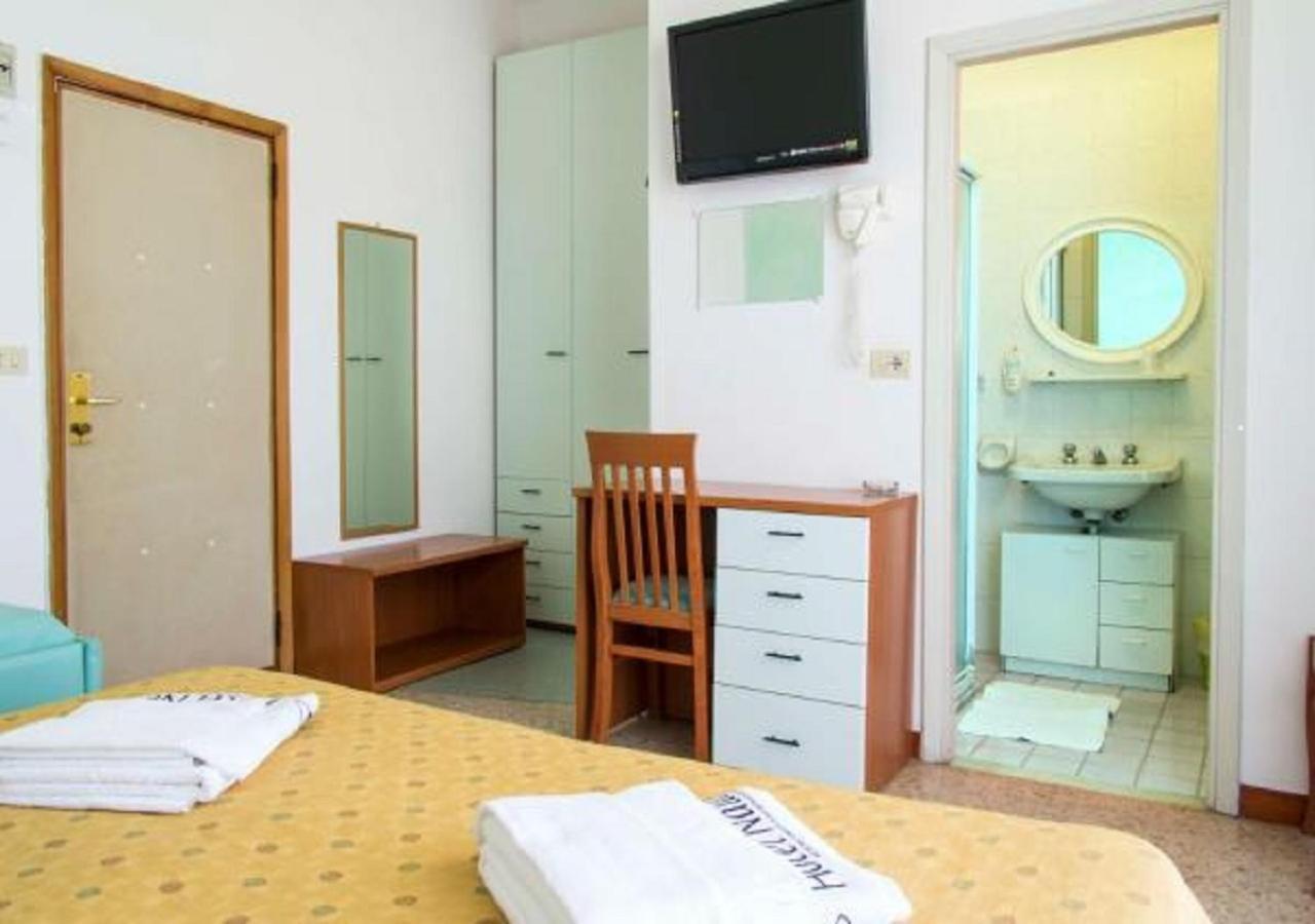 Hotel Nautilus Cattolica Værelse billede